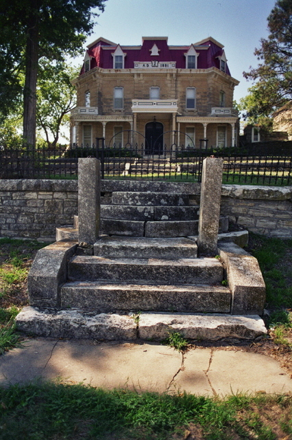 #10: Ranch house